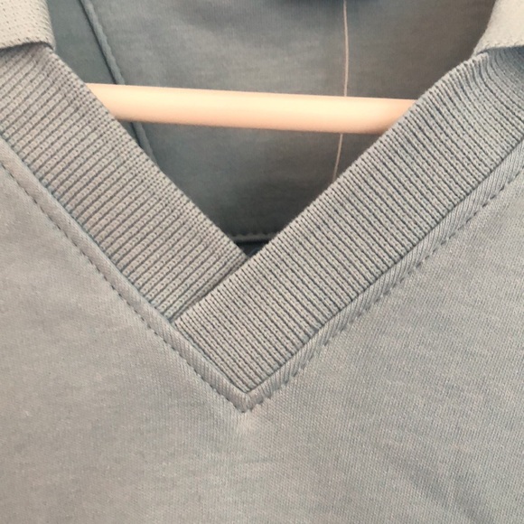 Men’s v neck golf shirt - Picture 5 of 7